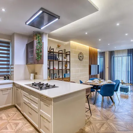 Apartment New - Unique 3br In Sought-after Area Of Malta By Sf Homes