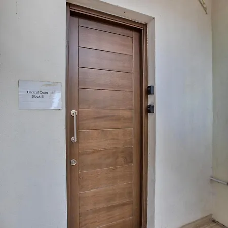 New - Unique 3br In Sought-after Area Of Malta By Sf Homes Apartamento